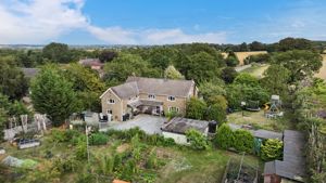 Eastfield Cottage- click for photo gallery